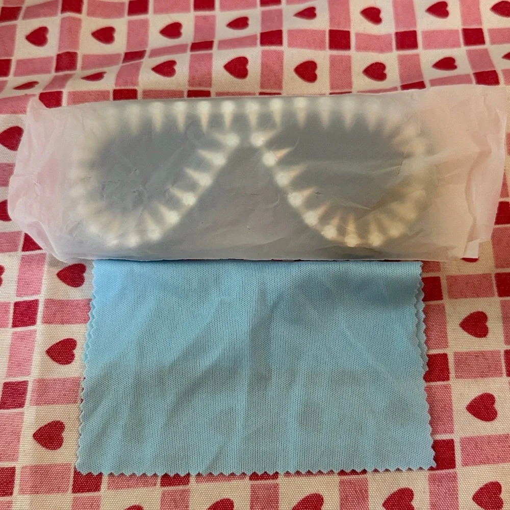 🕶️ STATEMENT SUNGLASSES 🕶️ NWOT 🕶️